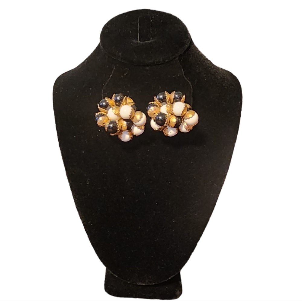 Vintage Navy and White Beaded Clip Earrings